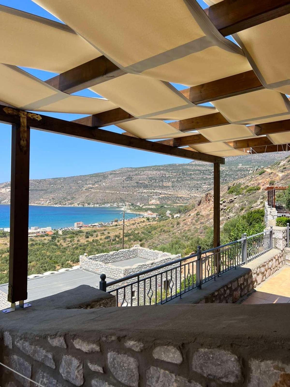 Onar Mani Suites Néon Oítilon 외부 사진