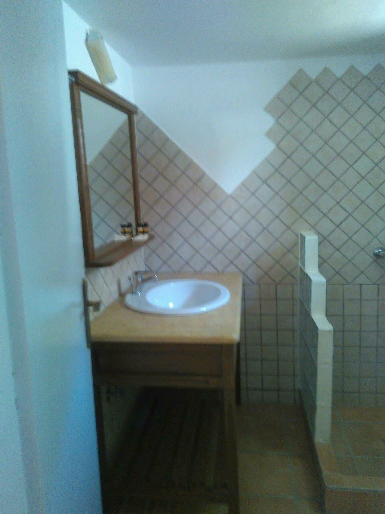 Onar Mani Suites Néon Oítilon 외부 사진