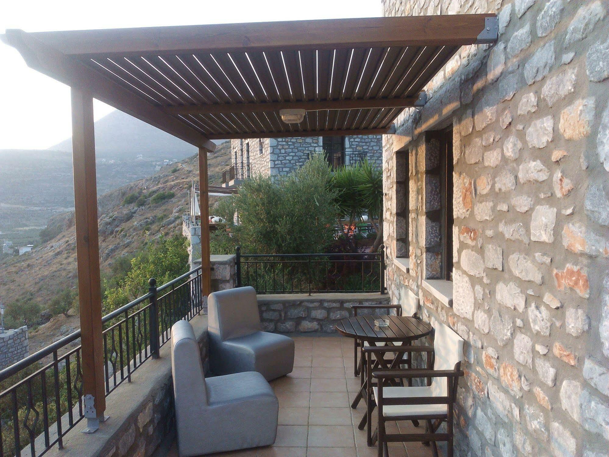 Onar Mani Suites Néon Oítilon 외부 사진